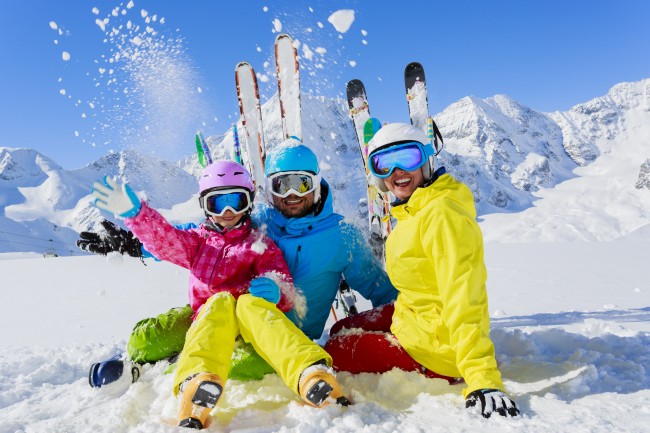 Familie im Schnee